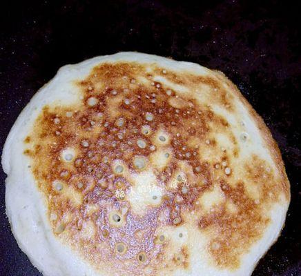 手把手教你做美味Pancake（用简单的食材，轻松做出诱人的早餐）