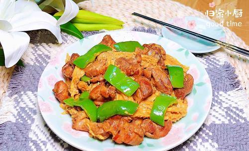 野菇鸭肉肝炖饭的做法（家庭美食，健康味蕾的完美融合）