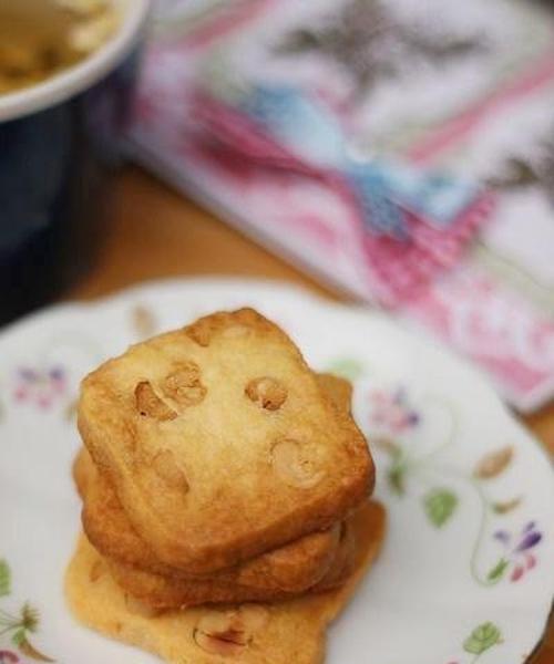 腰果奶油饼干的制作方法（简单易学，美味可口）