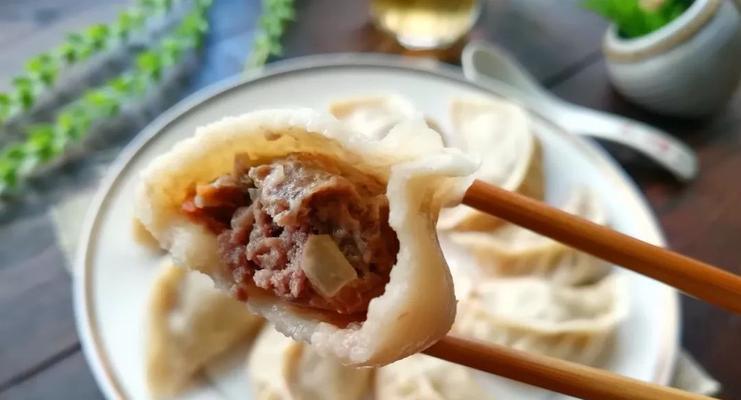 养生柿子麦穗形水饺制作教程（以柿子与麦穗结合的水饺，滋补身体）