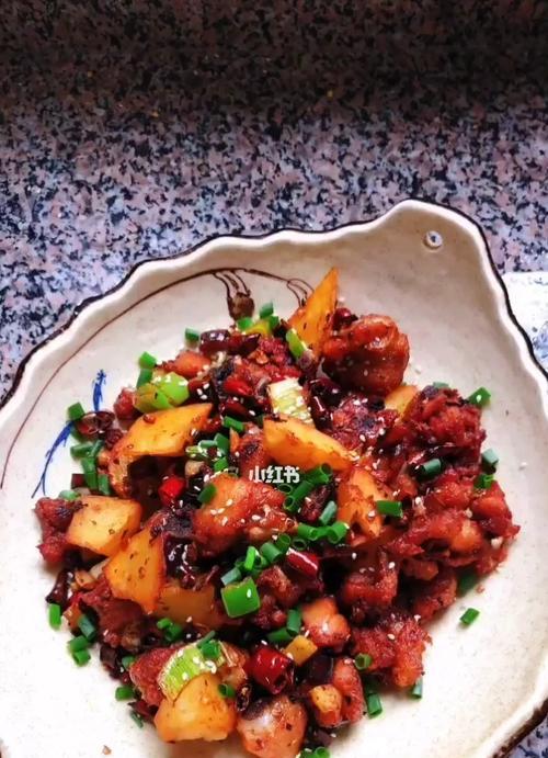 香酥全鸡的制作方法（让您的鸡肉更美味）