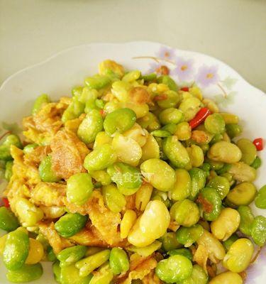 香酥兰花豆蚕豆，炸香美味（美食）