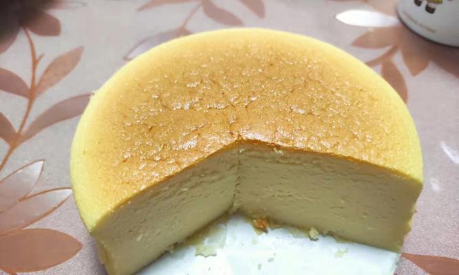 轻乳酪蛋糕的制作与糖渍橙皮的用途（用糖渍橙皮提升轻乳酪蛋糕的口感）