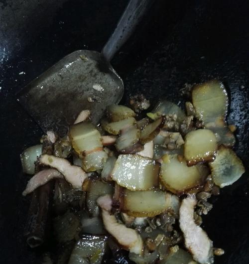 蒜苗炒血豆腐（家常美食）