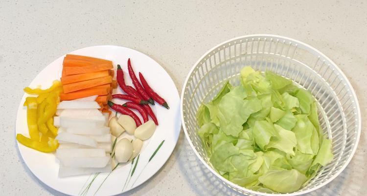 酸甜泡菜北极虾的做法（鲜美口感）