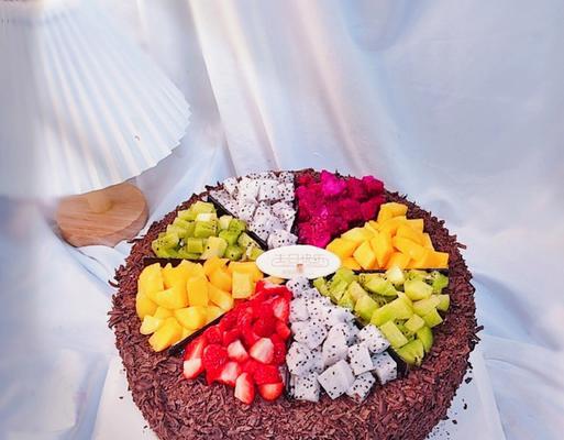 自制水果巧克力蛋糕——让你的口感与心情都甜蜜起来（做法详解+口感体验）