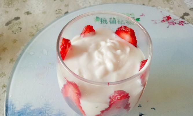 自制水果牛奶冰棍（15分钟制作、无添加剂）