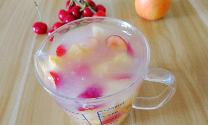 自制水果果肉果冻（用新鲜水果打造营养美味冰品）