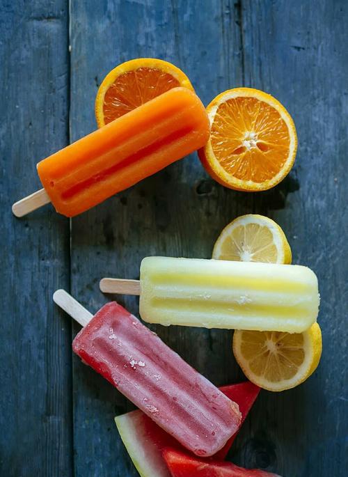 夏日清凉来袭，三款水果棒冰DIY（打造自己的冰品）