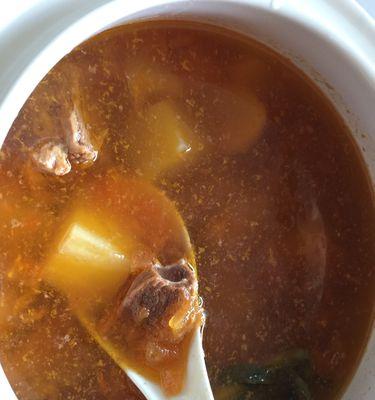 美味鲜汤自制，番茄土豆牛肉汤的做法（口感爽口）