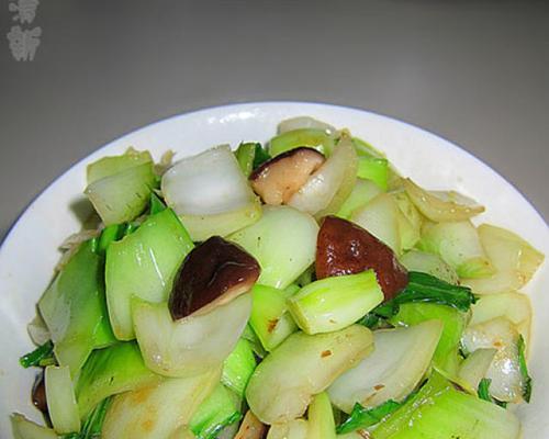 上海青炒香菇的做法（简单易学的家常小菜）