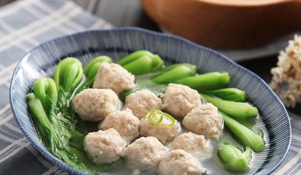 陕西传统美食——烩三鲜丸子汤的制作方法