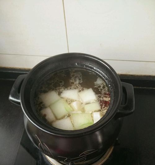 砂锅排骨营养汤的制作（滋补养生）