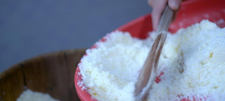 手把手教你制作美味甜饭（学会这些技巧）