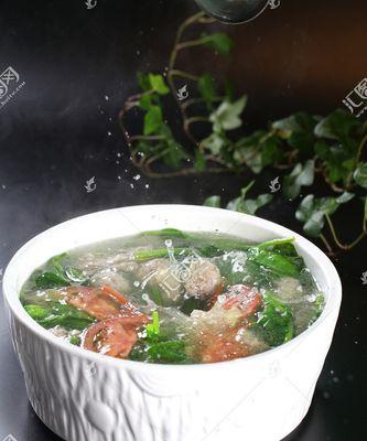 美味清爽的鱼片豌豆尖汤（健康低脂的家常菜）