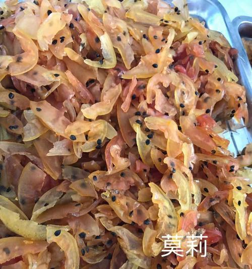 柚子皮蜜饯，美味可口的健康小吃（以柚子皮为主材料）