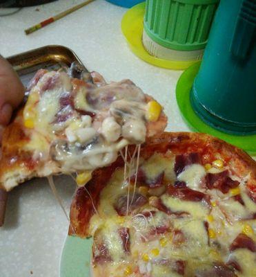 椰香馕披萨——创意美食大赏（用馕取代传统披萨）