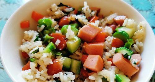 美味营养——洋芋丝豆芽香肠炒饭（家常菜谱丨健康饮食丨快捷美食）