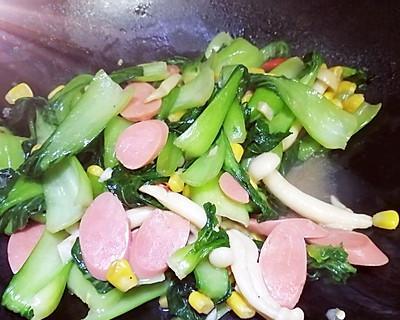 美味健康——蟹味菇炒小白菜的做法（以新鲜时蔬为食）