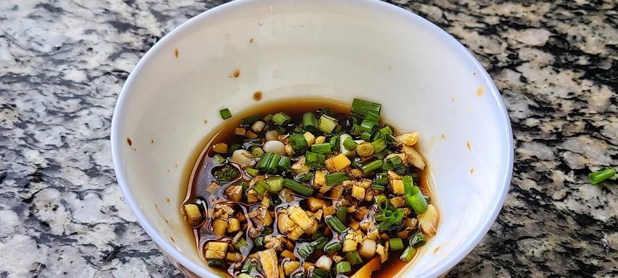 蟹糊——一道色香味俱佳的美食（传统佳肴的制作方法和菜品推荐）