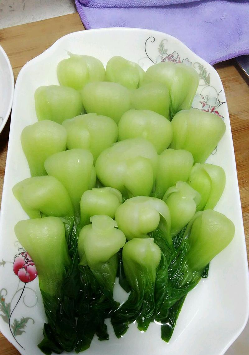 以香菇蚝油菜心，做一份营养美味的素菜（天然无污染）