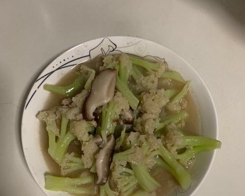 香菇炒菜花，营养美味的家常菜（做法简单）