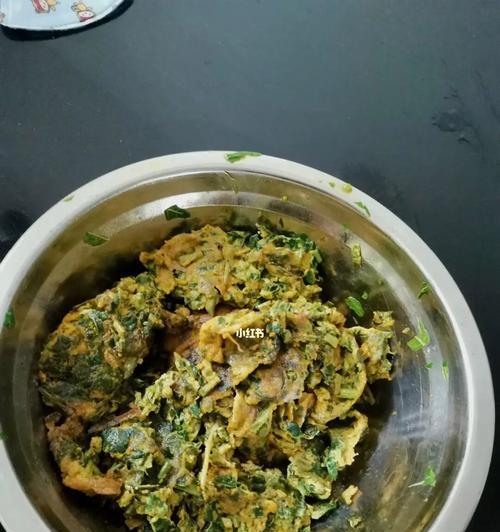 美味香椿芽炒鸡心（做法简单易学）