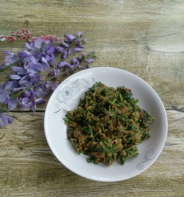 香椿炒鸭蛋食谱分享（家常美食）