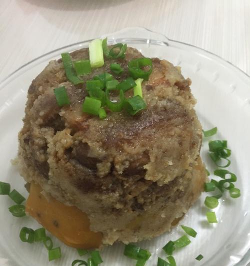 鲜咸蒸肉排——美味佳肴（以咸鱼为主料）