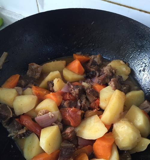 营养美味四季豆炖土豆（家庭美食）