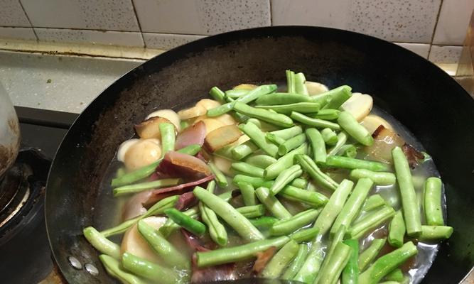 四季豆炒鸡蛋，营养美味的家常菜（家庭中最喜爱的健康食谱）