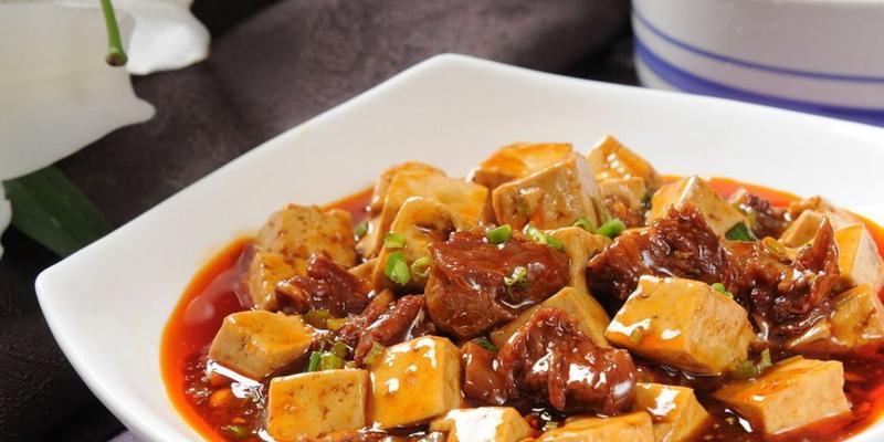 学会用四川麻婆豆腐做美食（掌握麻辣味道）