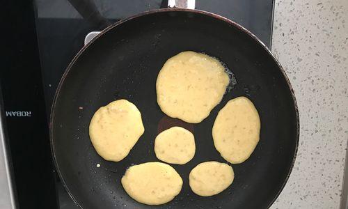 宝宝辅食之肉松鸡蛋饼怎么做？步骤和常见问题解答？